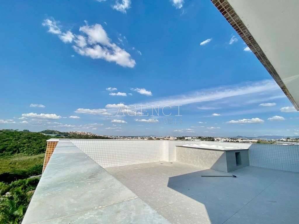 Apartamento, Cabral, 5 Quartos, 0 Vaga, 2 Suítes