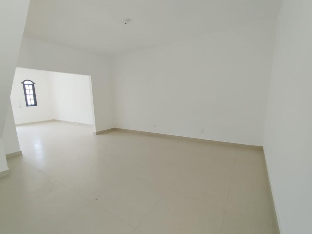 Casa Comercial, Santa Cruz, 2 Quartos, 0 Vaga, 1 Suíte