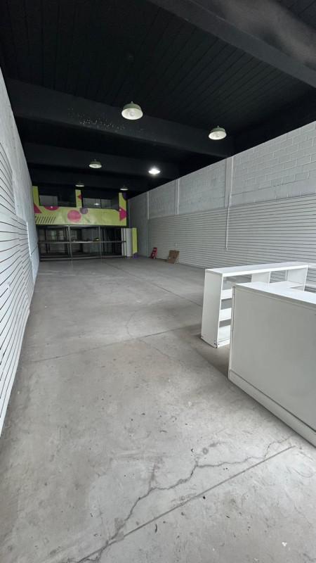 Galpão, Jardim Laguna, 0 Quarto, 3 Vagas