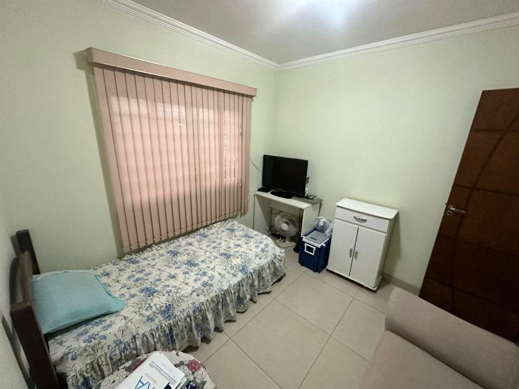 Casa, Nações Unidas, 5 Quartos, 2 Vagas, 1 Suíte