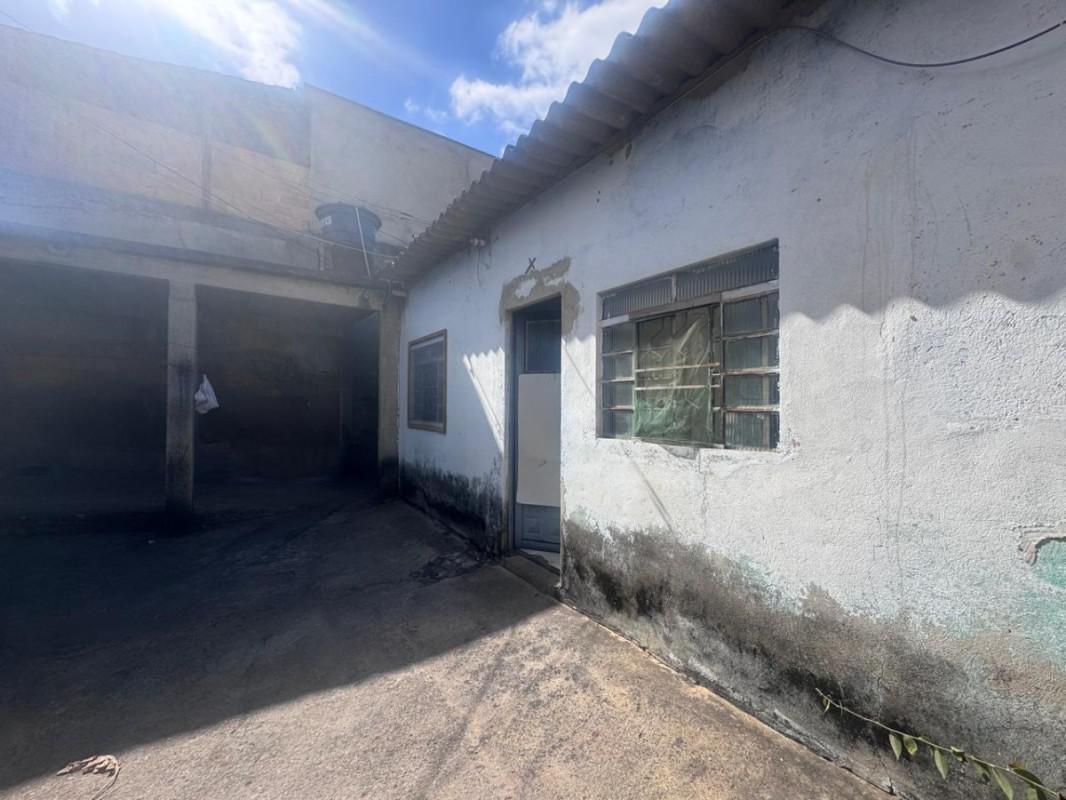 Lote, Lagoa, 4 Quartos, 2 Vagas