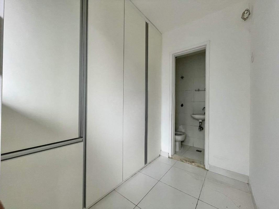 Apartamento, Vila Paris, 4 Quartos, 2 Vagas, 1 Suíte
