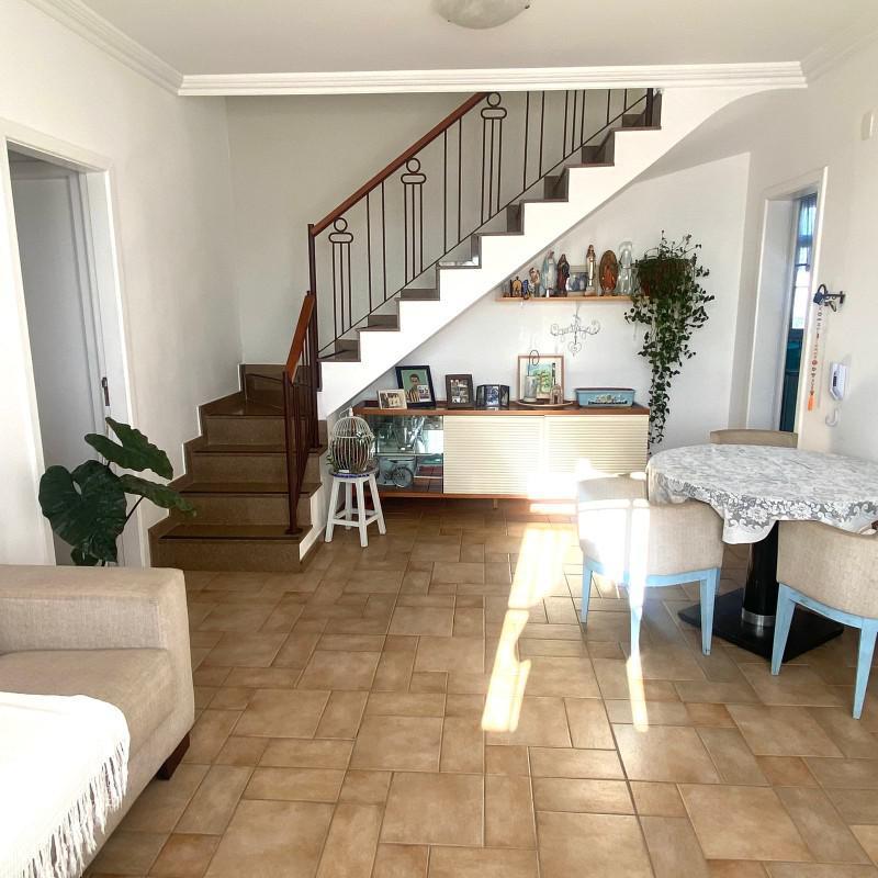 Cobertura, Esplanada, 4 Quartos, 2 Vagas, 2 Suítes