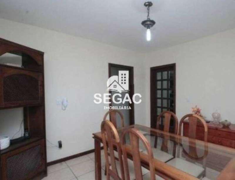 Casa, Caiçaras, 4 Quartos, 6 Vagas, 1 Suíte