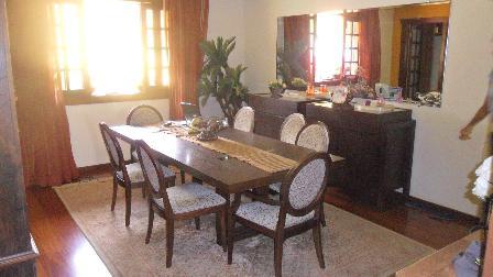 Casa, Braúnas, 5 Quartos, 3 Vagas, 3 Suítes