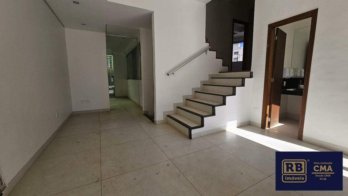 Casa, Santa Lúcia, 5 Quartos, 8 Vagas, 3 Suítes