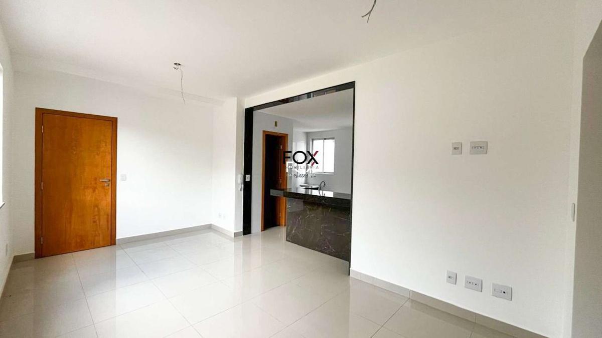 Apartamento, Vila Paris, 2 Quartos, 2 Vagas, 2 Suítes