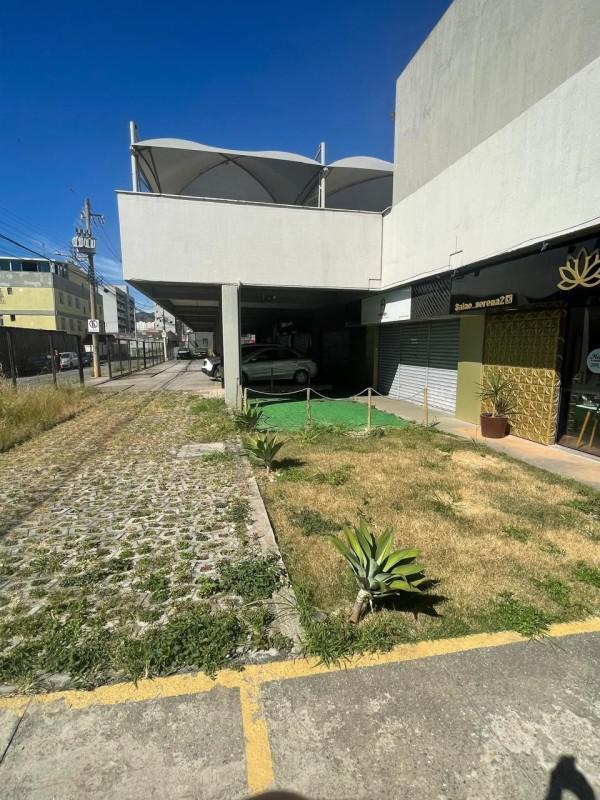 Andar, Santa Helena (barreiro), 0 Quarto, 10 Vagas