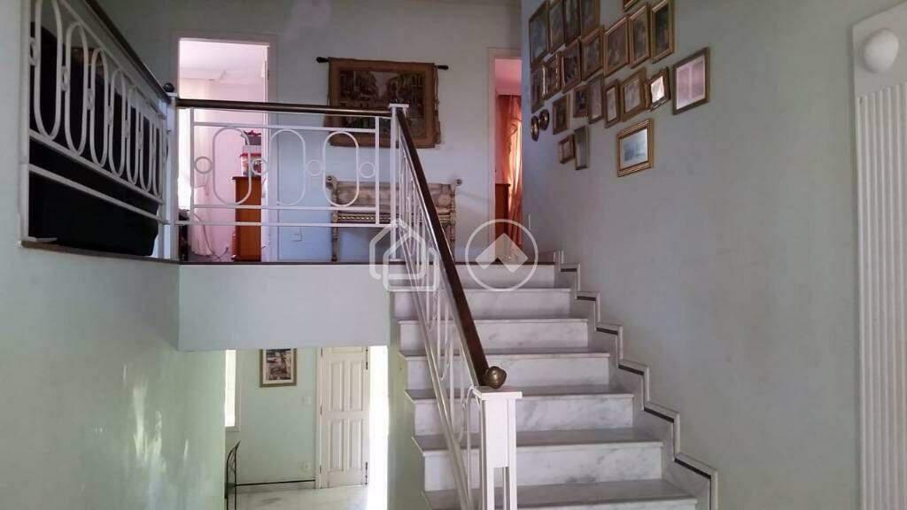 Casa, Estoril, 4 Quartos, 20 Vagas, 2 Suítes
