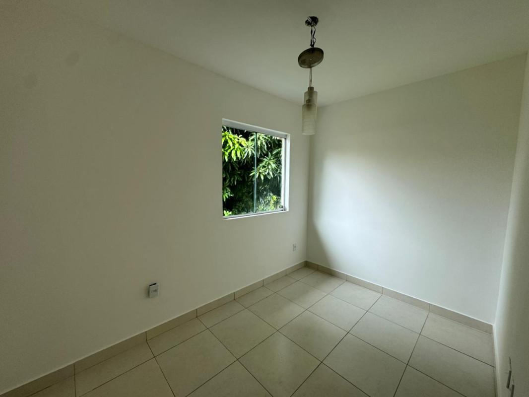 Casa, Primeiro de Maio, 2 Quartos, 1 Vaga