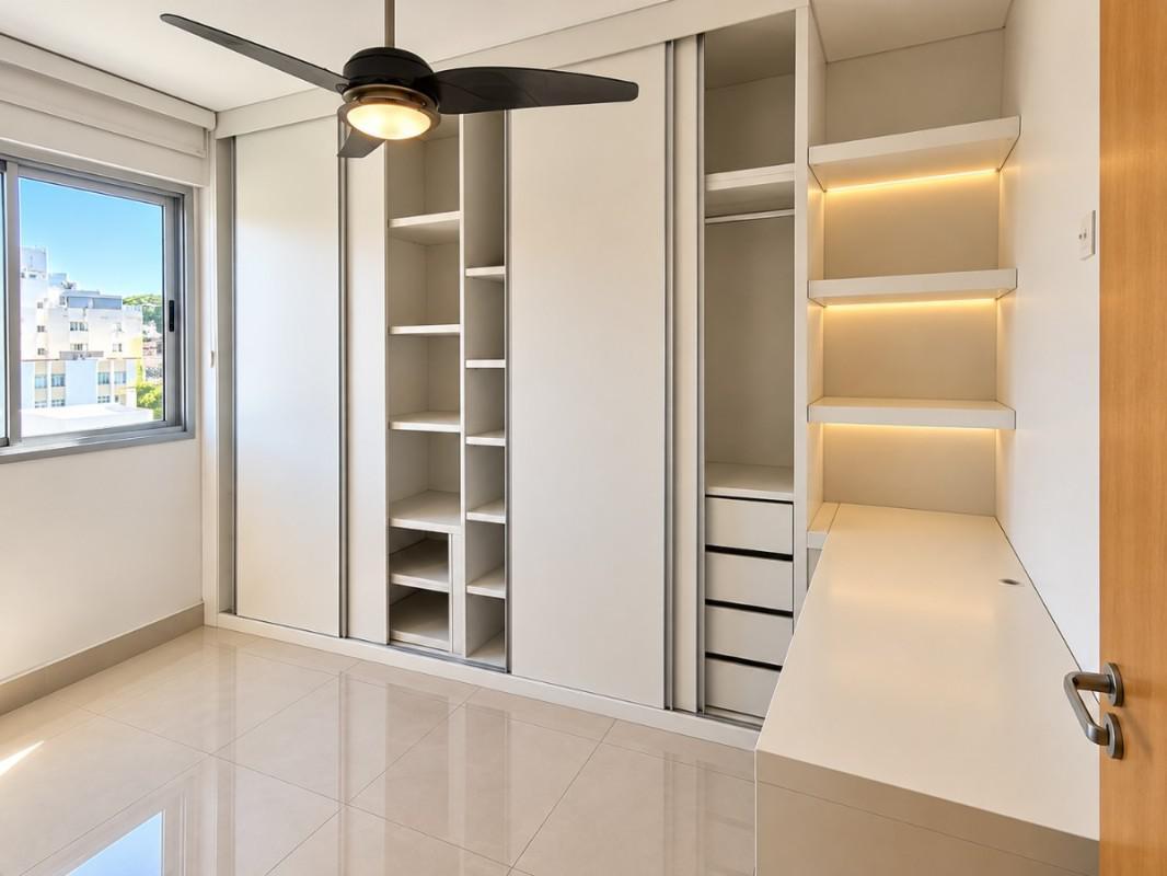 Apartamento, Sagrada Família, 2 Quartos, 2 Vagas, 1 Suíte