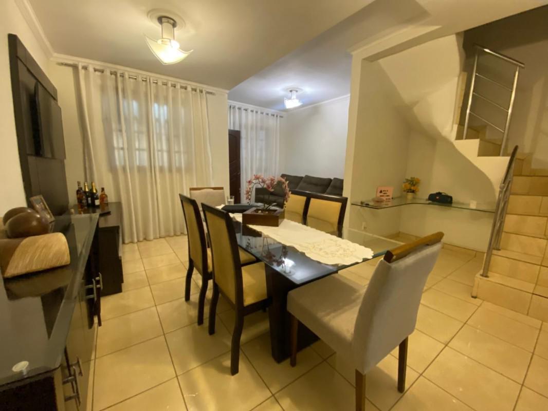 Casa, Santa Branca, 2 Quartos, 2 Vagas, 2 Suítes