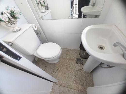 Sala, Funcionários, 0 Quarto, 1 Vaga