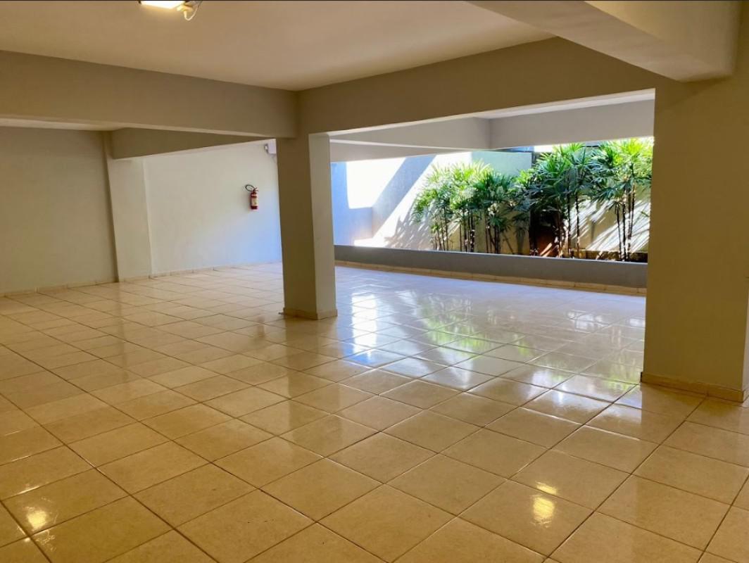 Apartamento, Europa, 2 Quartos, 1 Vaga