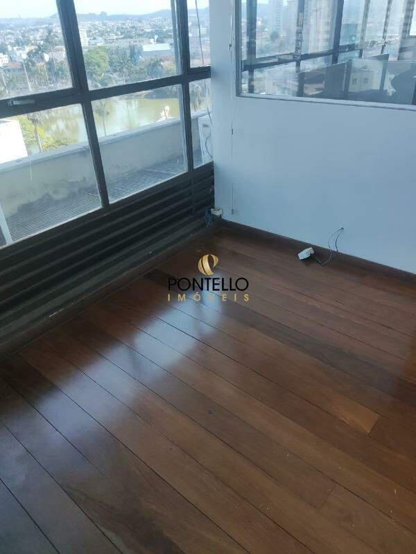 Sala, Centro, 0 Quarto, 0 Vaga, 1 Suíte