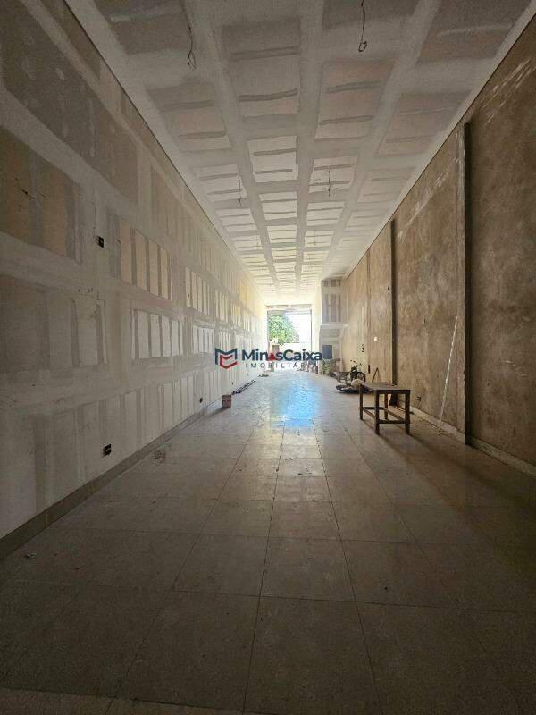 Andar, Centro, 0 Quarto, 0 Vaga