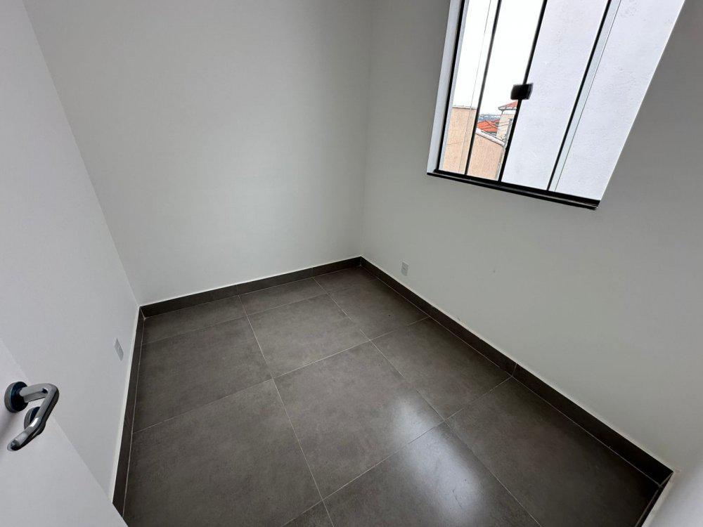 Casa, São Pedro, 3 Quartos, 2 Vagas, 1 Suíte