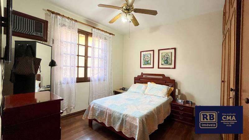 Casa, Luxemburgo, 5 Quartos, 4 Vagas, 2 Suítes
