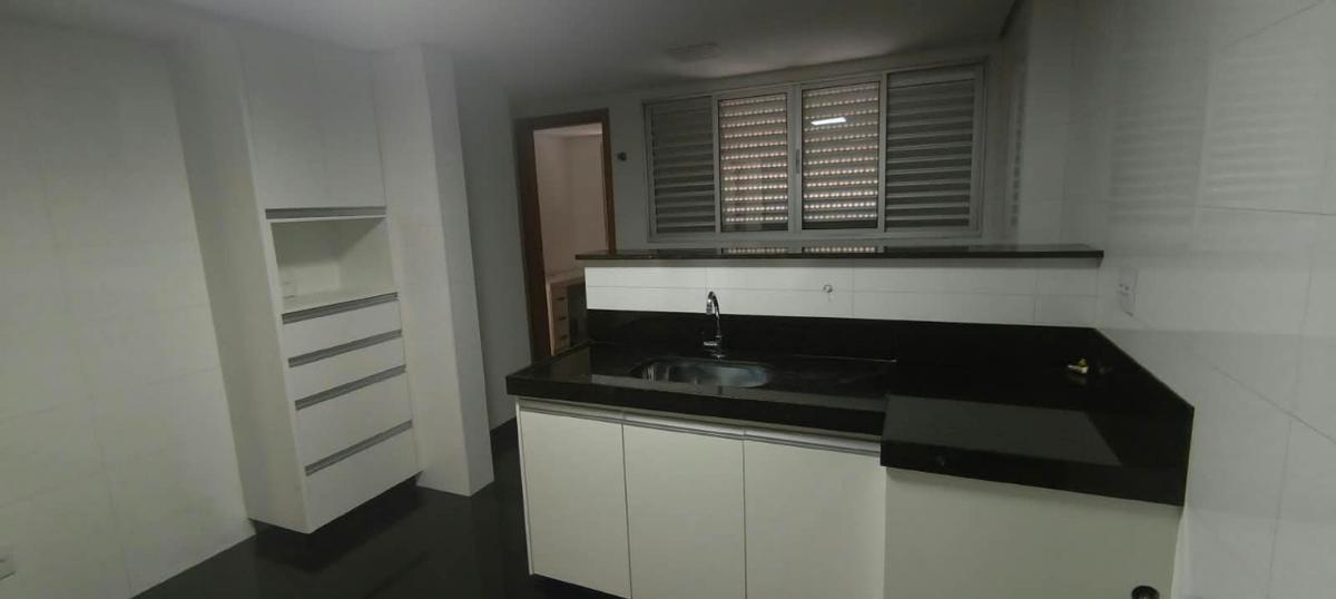 Apartamento, Buritis, 3 Quartos, 4 Vagas, 3 Suítes