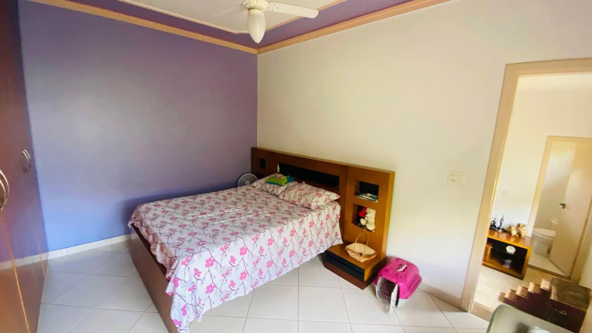 Casa, Santa Maria, 4 Quartos, 6 Vagas, 3 Suítes