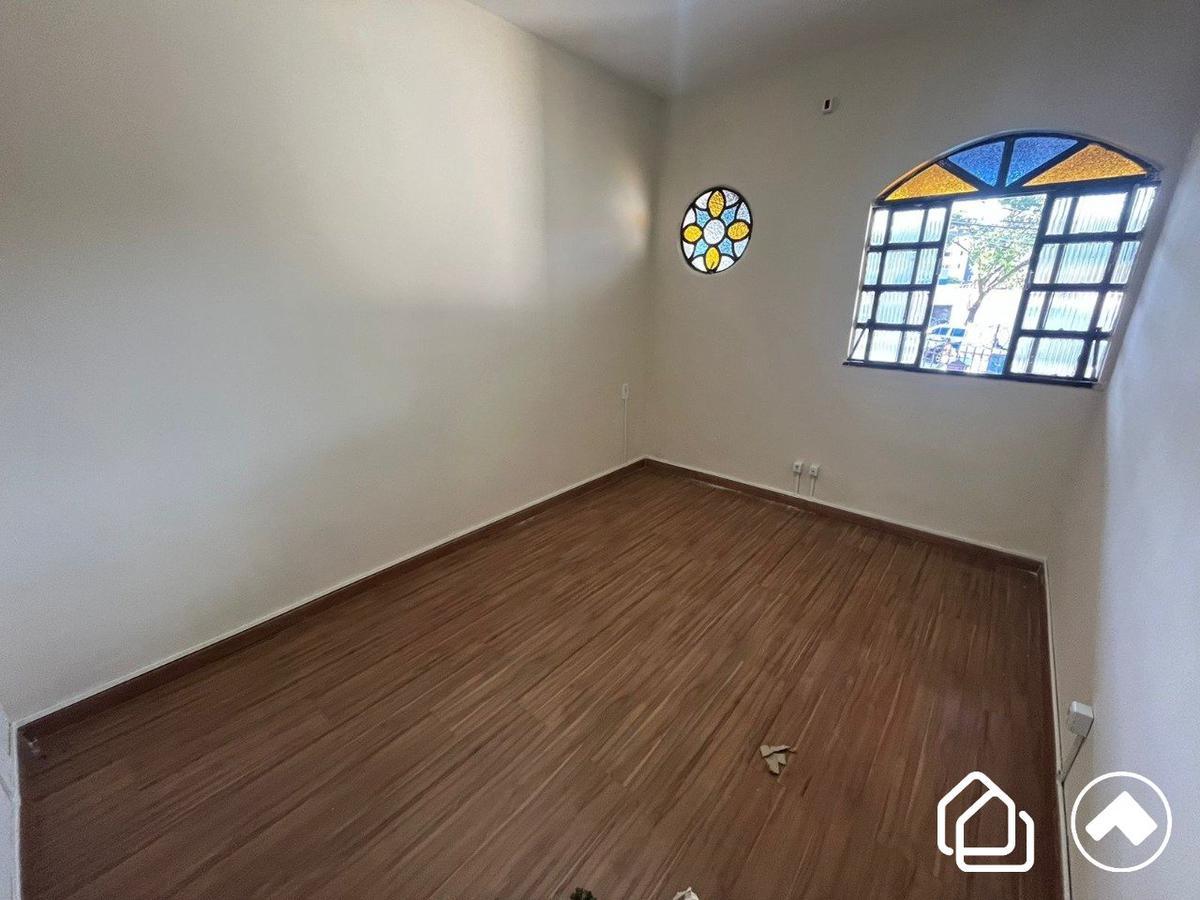 Casa, Palmeiras, 4 Quartos, 3 Vagas, 1 Suíte