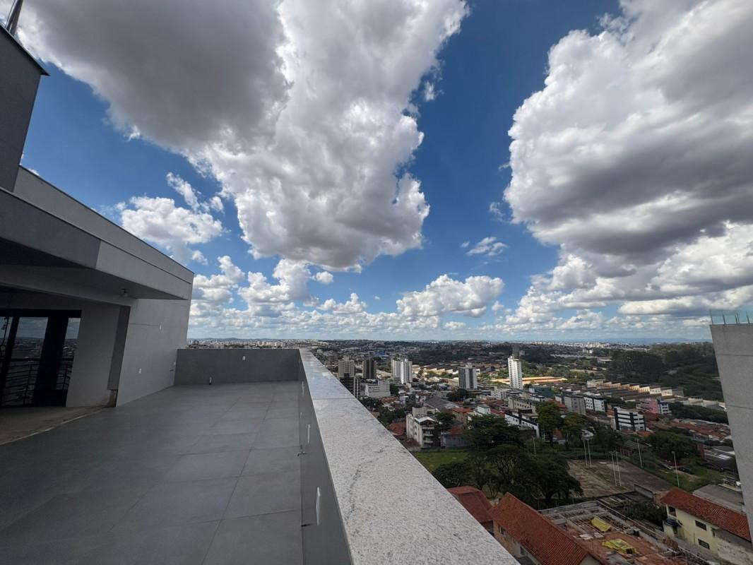 Cobertura, Barreiro, 4 Quartos, 4 Vagas, 2 Suítes