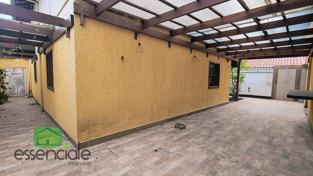 Casa, Jardim Riacho das Pedras, 4 Quartos, 3 Vagas, 1 Suíte