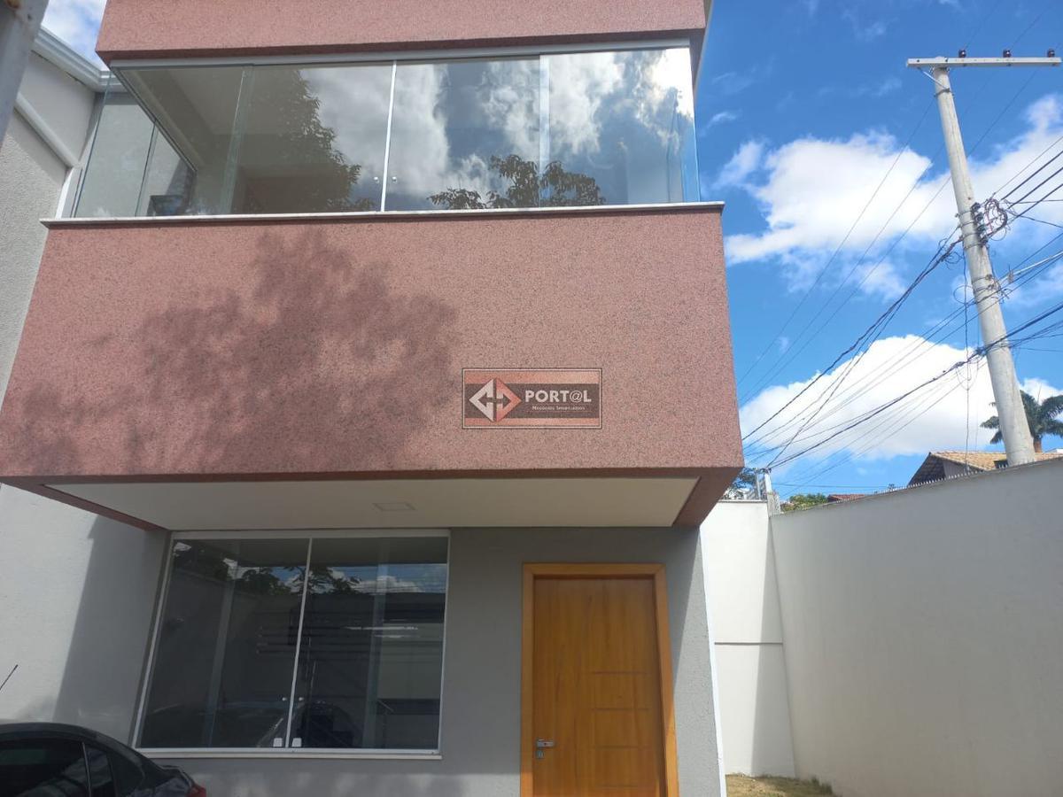 Casa, Itapoã, 3 Quartos, 2 Vagas, 1 Suíte