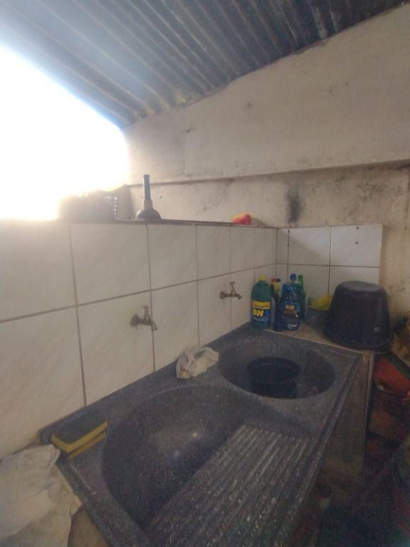 Casa, Centro, 4 Quartos, 2 Vagas, 1 Suíte