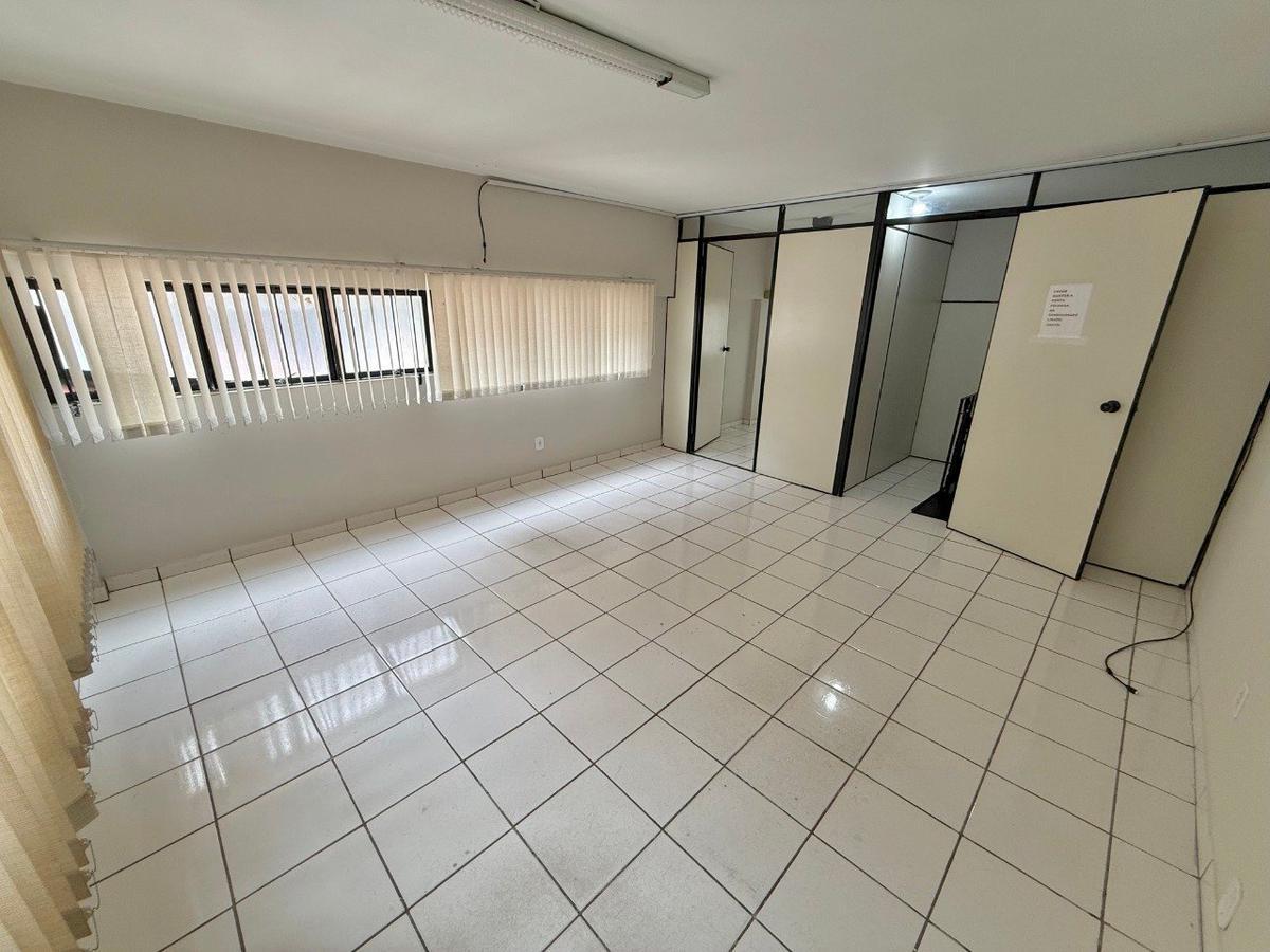 Andar, São José, 0 Quarto, 0 Vaga