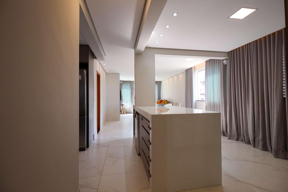 Apartamento, Ipiranga, 4 Quartos, 4 Vagas, 3 Suítes