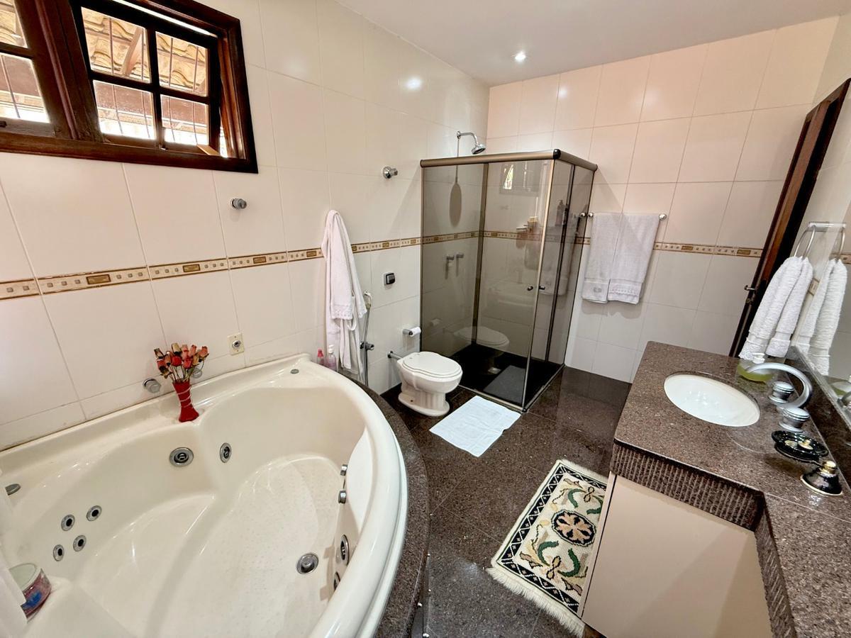 Casa, São Luiz (pampulha), 4 Quartos, 10 Vagas, 3 Suítes