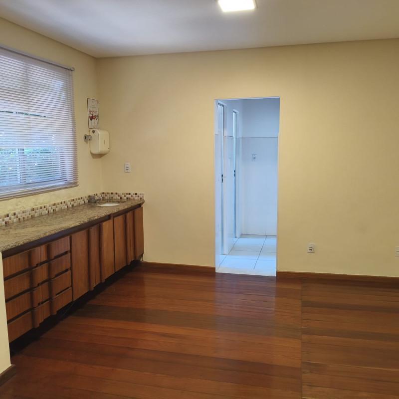 Sala, Nova Suíssa, 0 Quarto, 0 Vaga