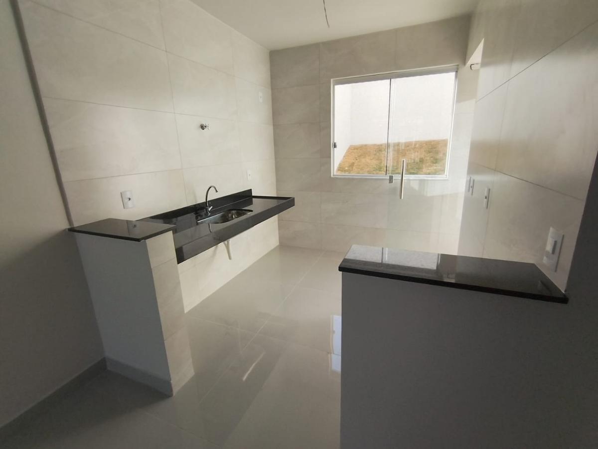 Casa, Rio Branco, 2 Quartos, 1 Vaga, 2 Suítes