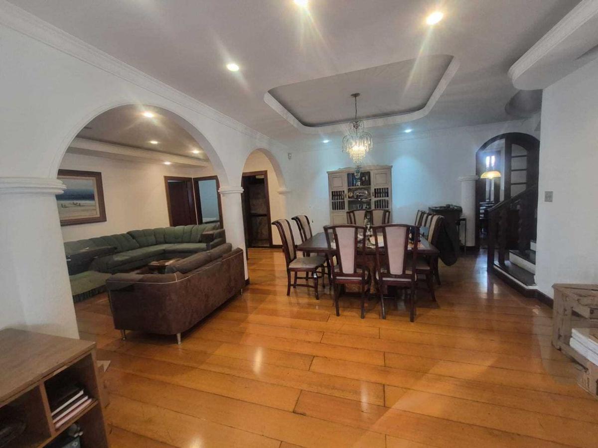 Casa, São Luiz (pampulha), 5 Quartos, 8 Vagas, 4 Suítes