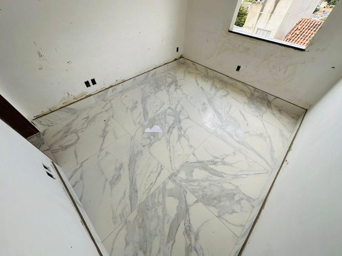 Casa, Jardim Leblon, 2 Quartos, 2 Vagas