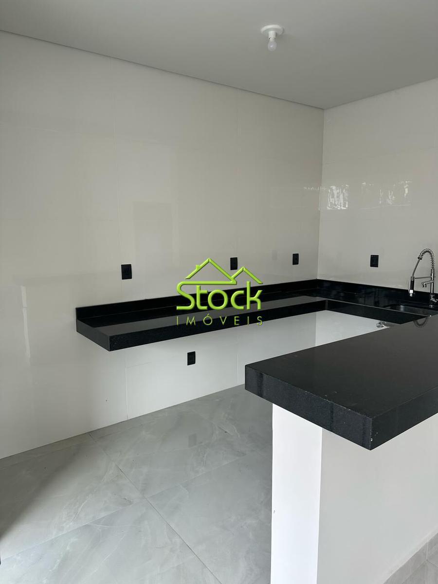 Casa, Lundcea, 3 Quartos, 3 Vagas, 1 Suíte