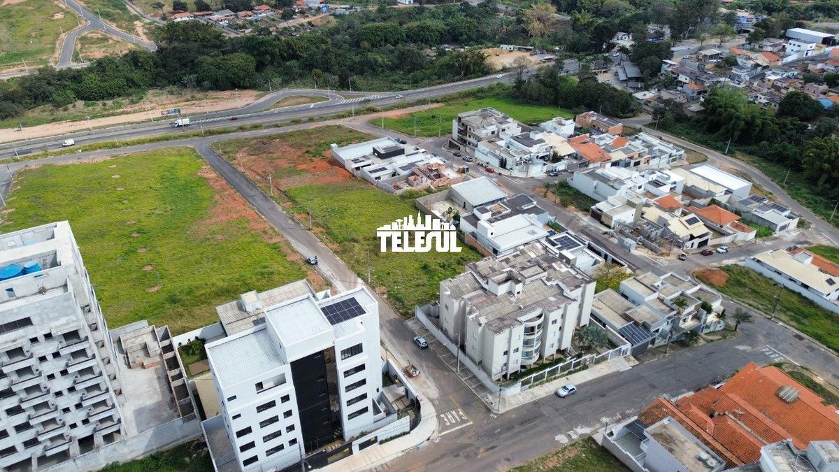 Lote, Vila Verde, 0 Quarto, 0 Vaga