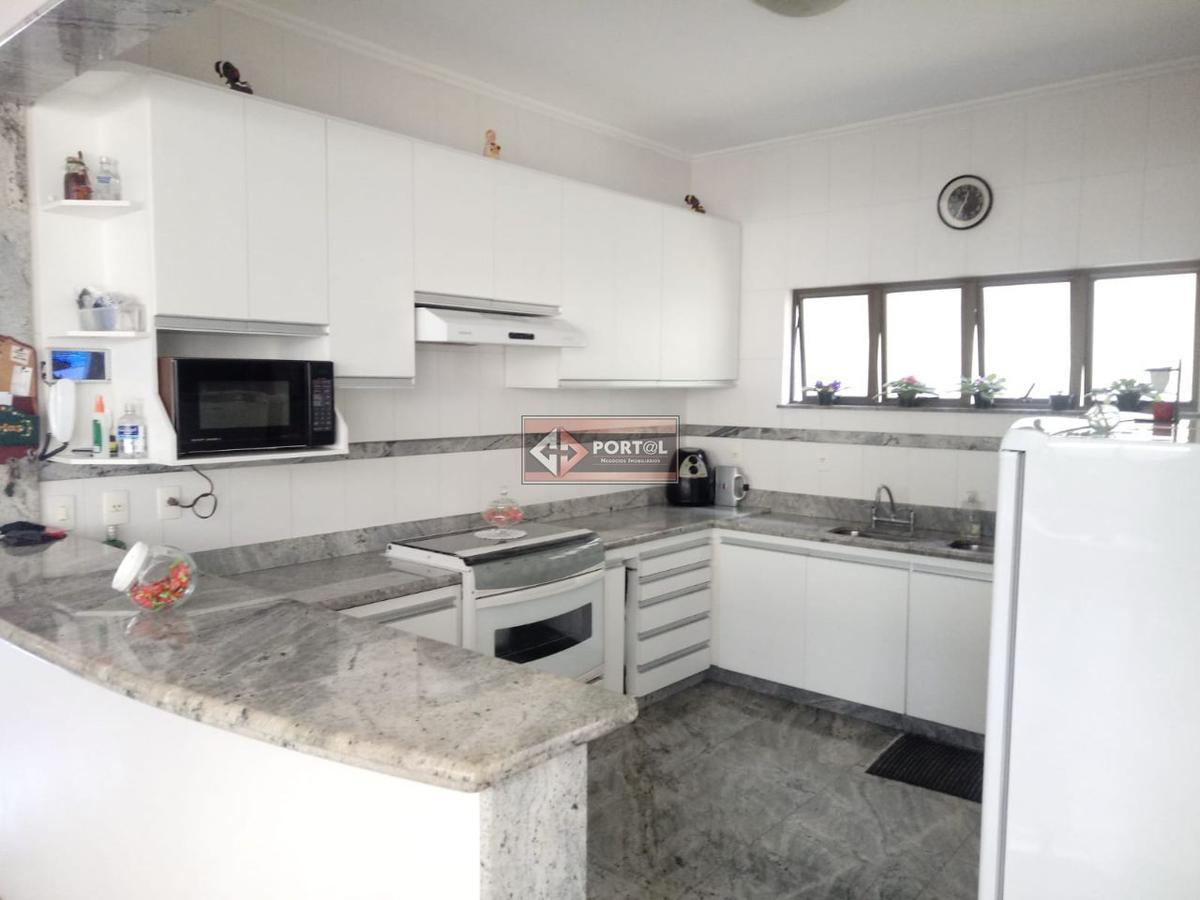 Casa, Itapoã, 4 Quartos, 2 Vagas, 1 Suíte