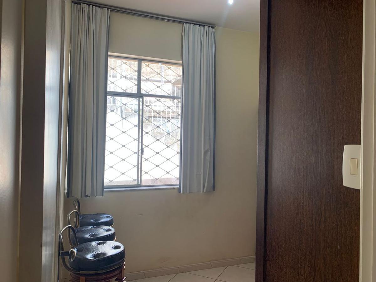 Casa, São Cristóvão, 4 Quartos, 2 Vagas, 1 Suíte