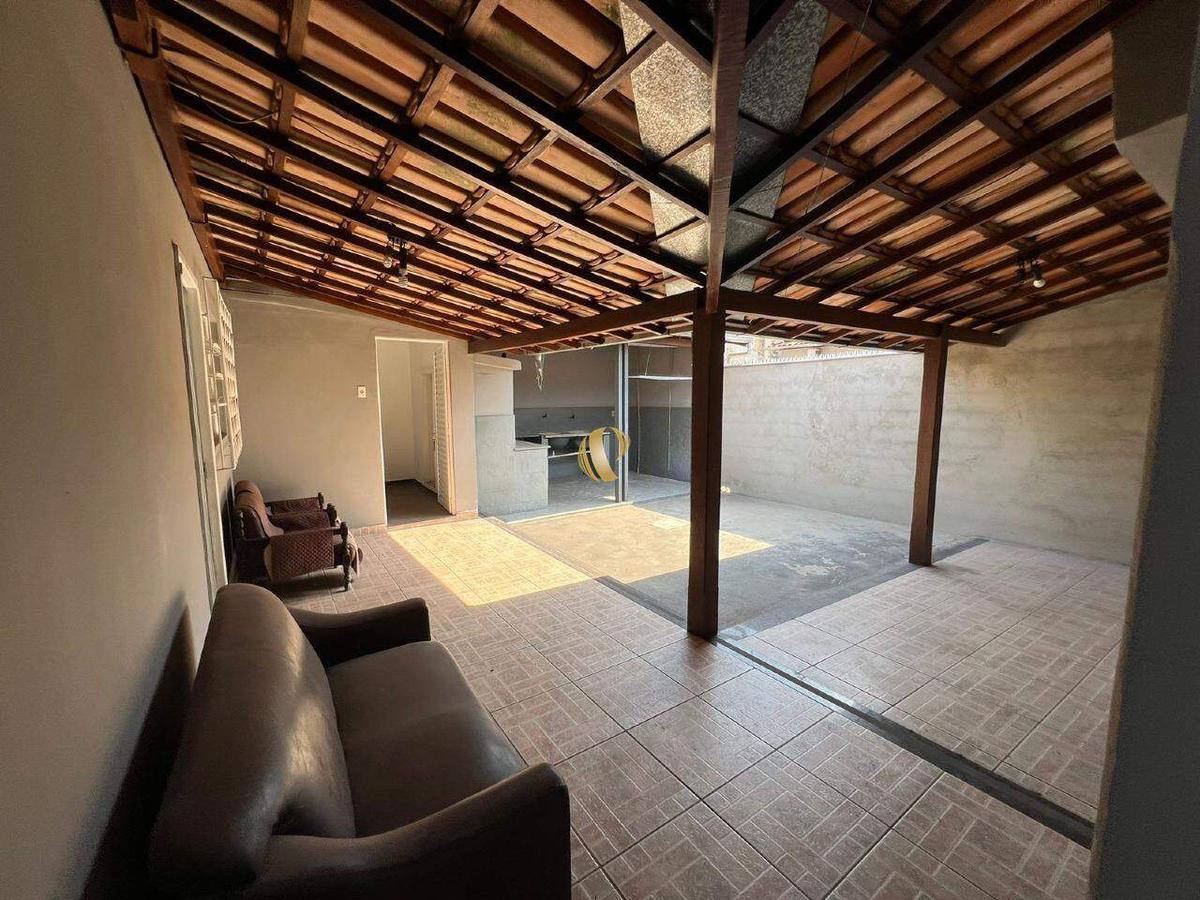 Casa, Centro, 8 Quartos, 3 Vagas