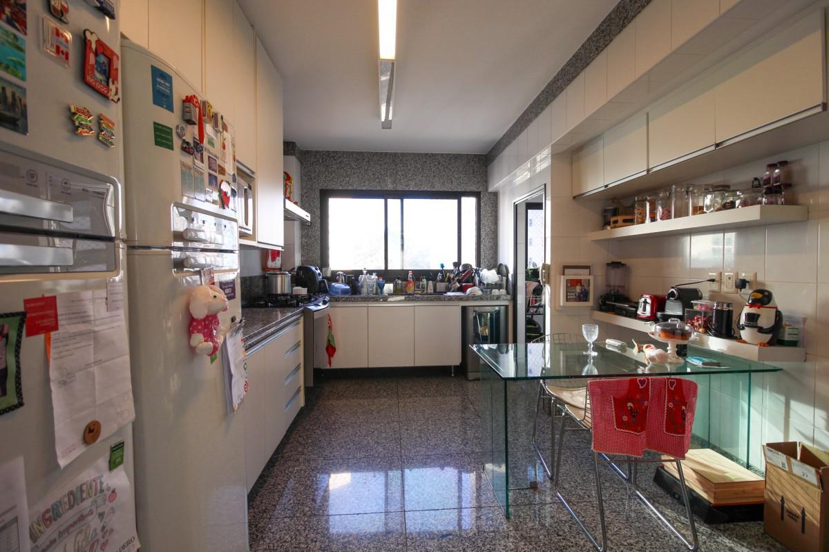 Apartamento, Belvedere, 4 Quartos, 4 Vagas, 2 Suítes