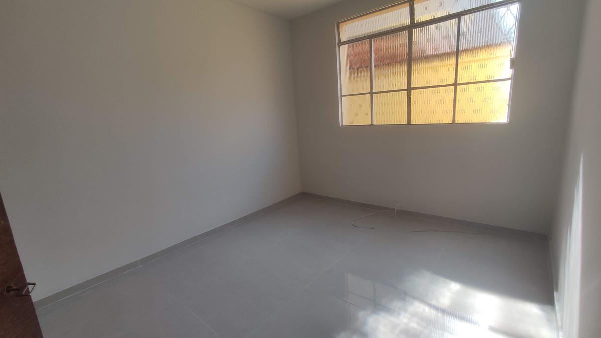 Apartamento, Cachoeirinha, 2 Quartos, 0 Vaga