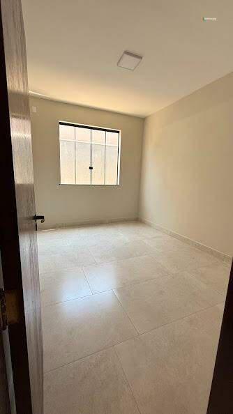Casa, Camelos, 3 Quartos, 2 Vagas, 1 Suíte