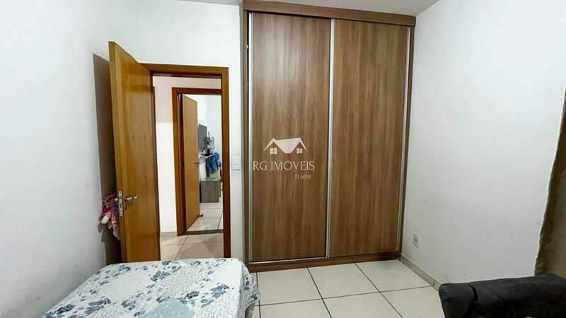 Apartamento, Barreiro, 3 Quartos, 2 Vagas, 1 Suíte