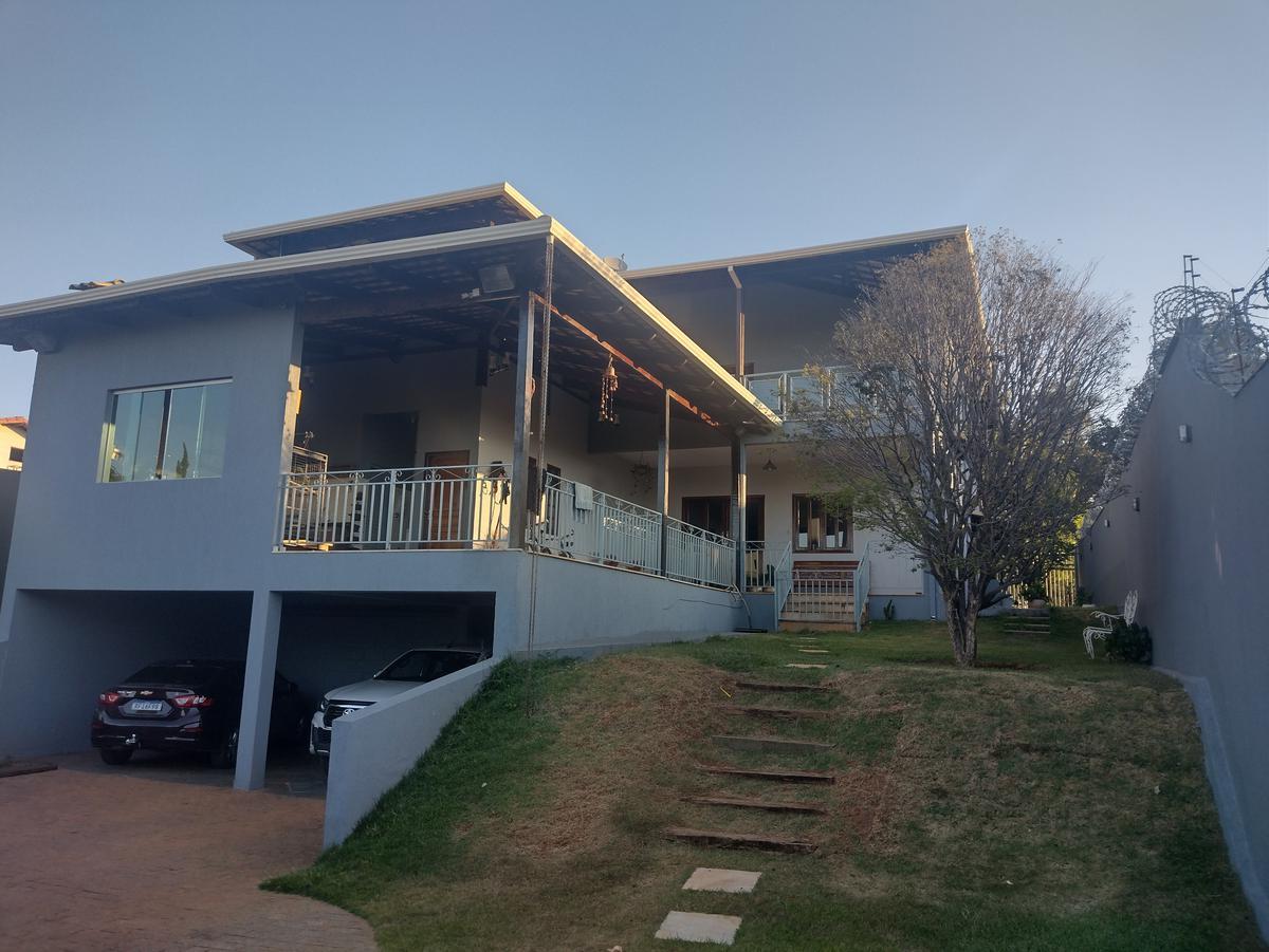 Casa, Garças, 6 Quartos, 8 Vagas, 1 Suíte