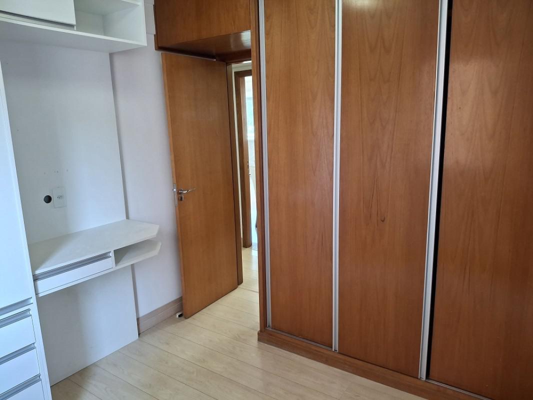 Apartamento, Estoril, 3 Quartos, 2 Vagas, 1 Suíte