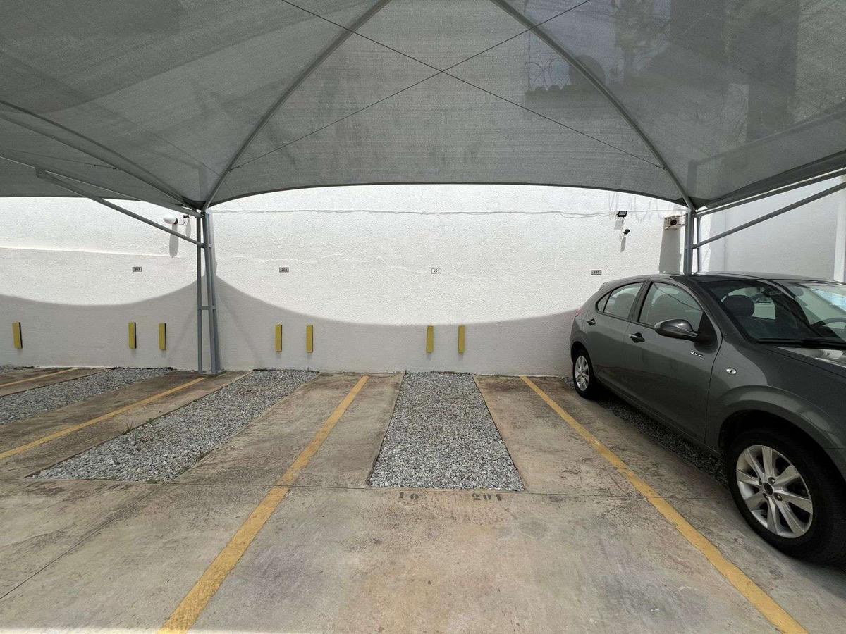 Apartamento, Sagrada Família, 2 Quartos, 1 Vaga