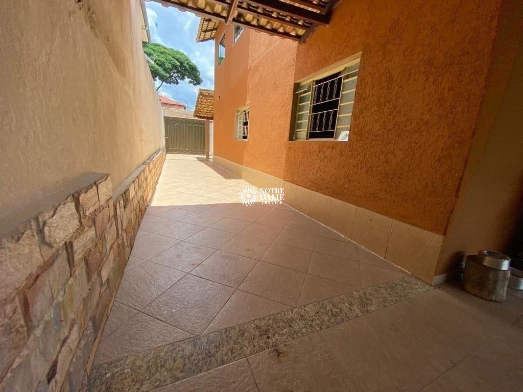 Casa, Parque Xangri-lá, 3 Quartos, 0 Vaga, 1 Suíte