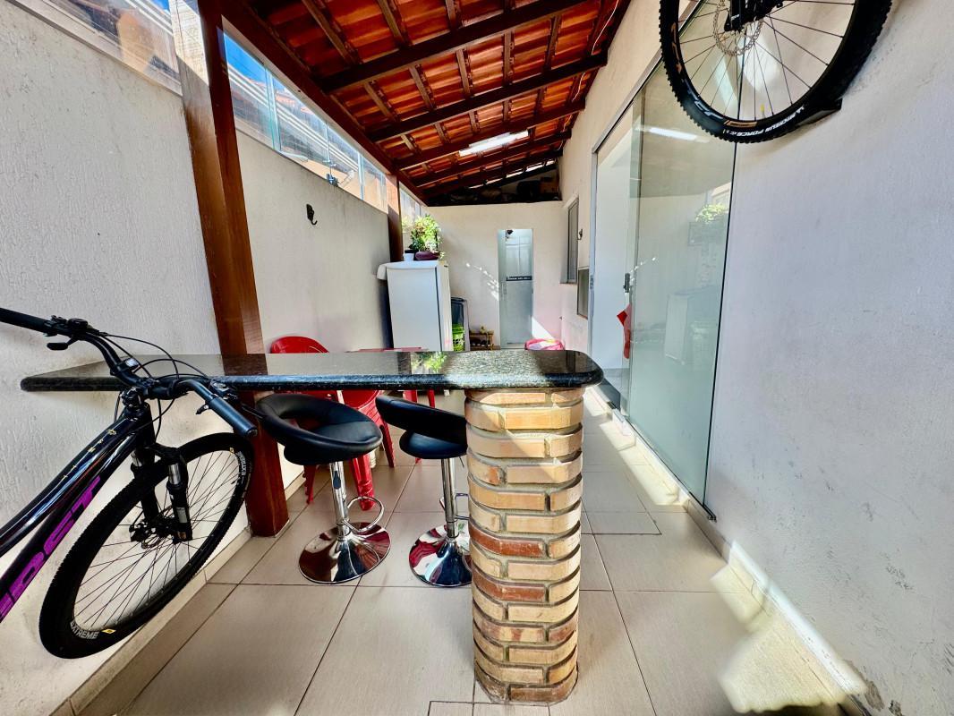 Apartamento, Paquetá, 2 Quartos, 1 Vaga